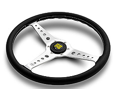 MOMO HERITAGE LINE STEERING WHEEL CALIFORNIA